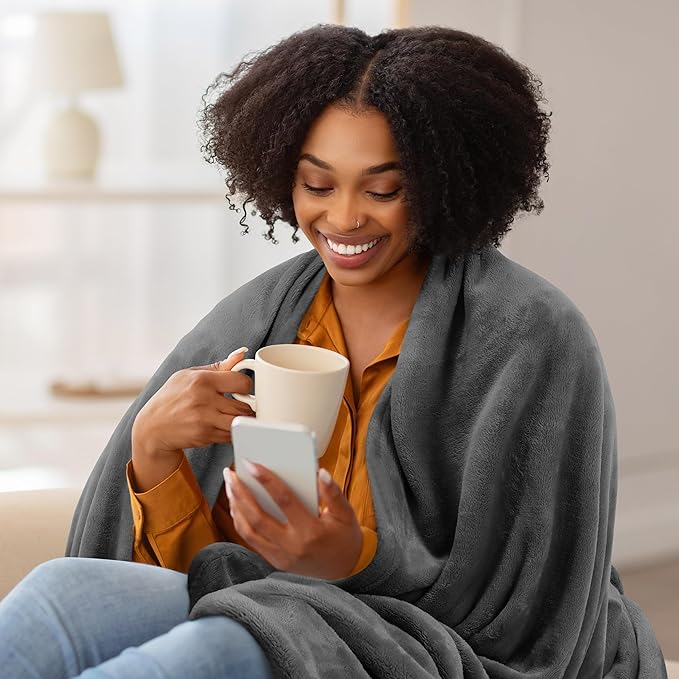 Utopia Bedding Ultra Soft Fleece Bed Blanket King Size Grey (90x102 Inches) | Microfiber Plush Warm Lightweight Breathable Cozy Blanket Anti-Static, All Season Use, Gift for Women and Men