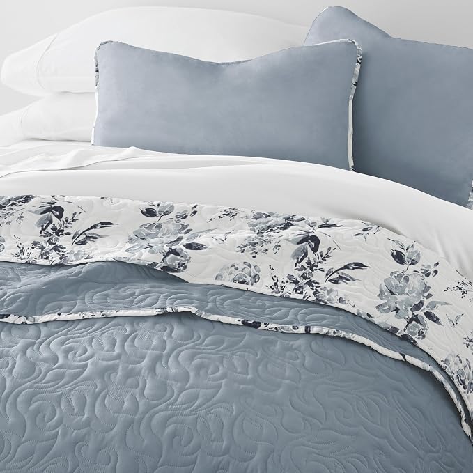 Merit Linens 3 Piece Quilt Set - Super Soft - Lightweight - All Season Quilted Coverlet - Timeless Patterns - King/Cal-King Light Blue