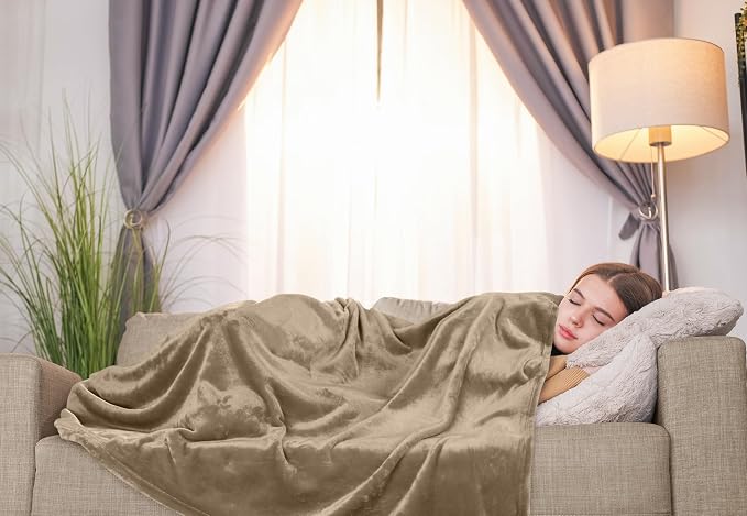 Utopia Bedding Ultra Soft Fleece Bed Blanket King Size Camel (90x102 Inch) | Microfiber Plush Warm Lightweight Breathable Cozy Blanket Anti-Static, All Season Use, Gift for Women and Men