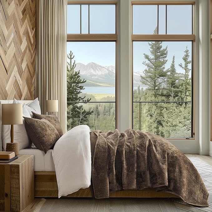 EverGrace Striped Channel Velvet Quilt Set, King Size, Mushroom Brown | Luxurious Soft Lightweight Velvet Comforter, Oversized Bedspread Coverlet, Quilted Bedding Set for All Season, with 2 Shams