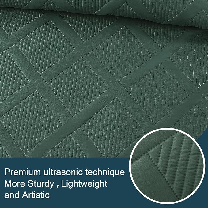 Exclusivo Mezcla Twin Size Quilt Set, Green | Soft Bedspreads with 1 Pillow Sham, Modern Striped Pattern, Lightweight Bedding Set Coverlets for All Seasons, 68x88 Inch