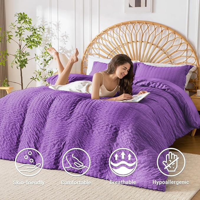 HYMOKEGE Dark Purple Duvet Cover King Size, Ultra Soft 3-Piece Seersucker Duvet Cover Set with Zipper Closure, Soft Brushed Microfiber Bedding Set with 8 Corner Ties (104"x90", 2 Pillowshams)