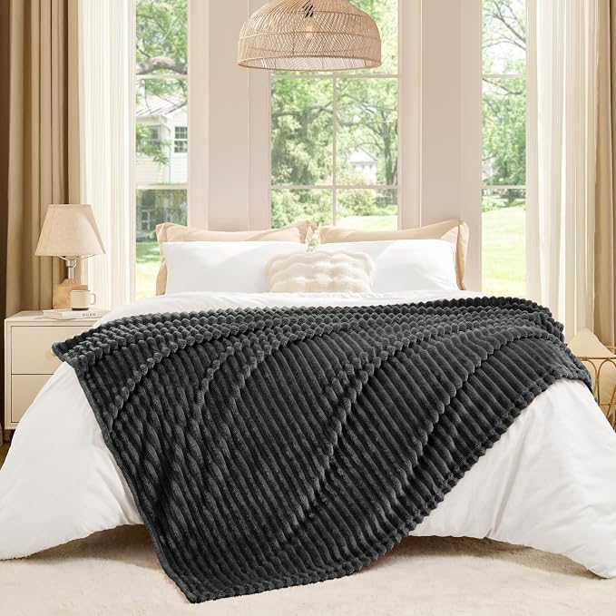 BEDELITE 3D Ribbed Charcoal Grey Fleece Twin Blanket for Couch, 60x80 Inch | Soft Warm Fluffy Blanket for Bed Sofa College Dorm Room Decor, Luxury Cozy Plush Birthday Gifts for Women Girls, Lightweight