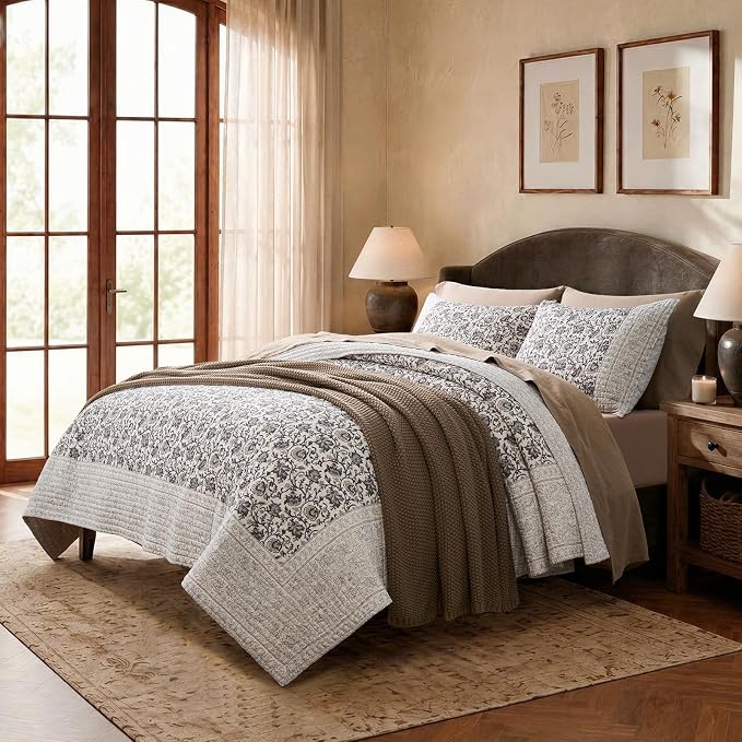 EverGrace 100% Cotton Floral Quilt Set, King Size, Farmhouse Taupe 110"×92" | Reversible Lightweight Bedspread Coverlet, Vintage Floral Farmhouse Bedding, Traditional Botanical Quilt with 2 Pillow Shams