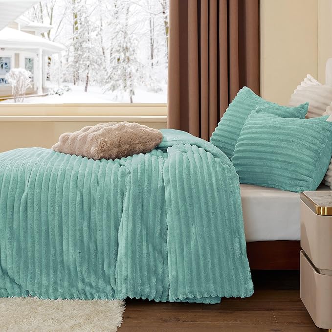 BEDELITE Fleece Twin/Twin XL Comforter Set, Fluffy Bed Set, Haze Blue | Super Soft & Warm Bedding, Luxury Fuzzy Faux Fur Comforter for Winter, Heavy Plush Bedding, with 1 Pillowcase