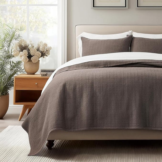 EverGrace 100% Cotton Modern Grid Stitch Quilt Set, King Size, Dark Brown | Pre-Washed Cotton Coverlet Bedspread, Oversized Lightweight 3-Piece Bedding Set for All Season, with 2 Pillow Shams