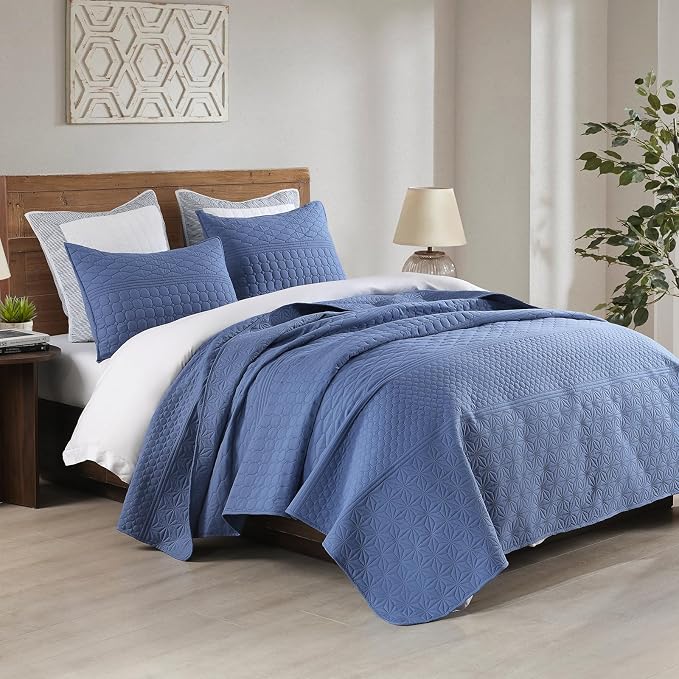 HORIMOTE HOME Denim Blue King Size Quilt Set - Soft Microfiber Bedspread with 2 Shams, Lightweight & All-Season Geometric Coverlet for Cozy Bedding