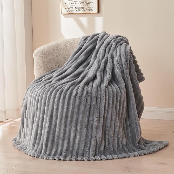 NEWCOSPLAY Fleece Ribbed Cozy Queen Blanket for Couch, Light Grey, 90"x90" | Premium Silky Flannel Blanket, Soft Lightweight Fluffy Throw Blanket for Bed Sofa Decor, Gift for All Season Use