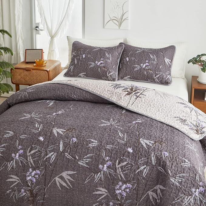 Flysheep Quilt Set 3 Pieces Full/Queen Size, Black Leaves Botanical Design Reversible Bedspread Coverlet Set, Soft Microfiber Lightweight Bed Cover for All Season (90" x 90", 1 Quilt+ 2 Pillow Shams)