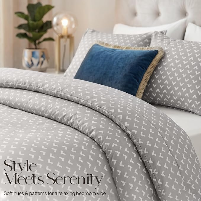 Utopia Bedding 3 Pc King Comforter Set, Printed Comforter, Arrows White | Comforter Set Includes Comforter (90x102) Inches, 2 Shams (20x36) Inches. Soft Microfiber Down Alternative, Machine Washable.