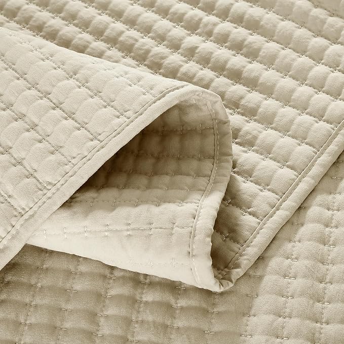 Queen Quilt- Lightweight Bedspreads Beige Queen Size Quilt Bedding Set | Soft Coverlet with 2 Pillow Shams for All Seasons, Suitable for Bed, Couch, 3 Pieces, 90"x94"