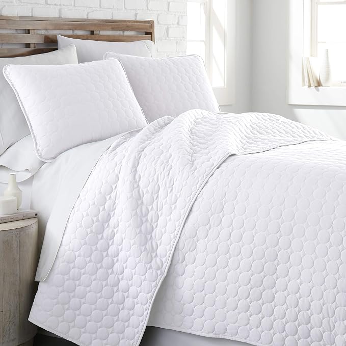 Southshore Fine Living, Inc. King Size White Quilt Bedding Set with 2 Pillow Shams, Quilted Summer King Size Light Weight Bedspread, California King Quilt Coverlet, Bright White