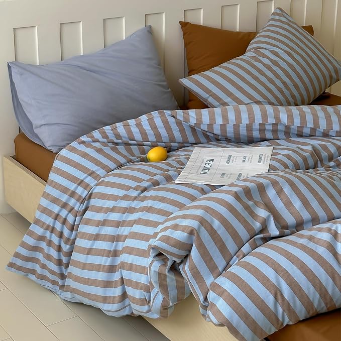 LifeTB Queen Comforter Set Vintage Striped Comforter Set, 3 Pieces Blue Brown Stripes Pattern Printed Comforter with 2 Pillowcases, Fluffy Soft Lightweight Retro Striped Bedding Set for All Seasons