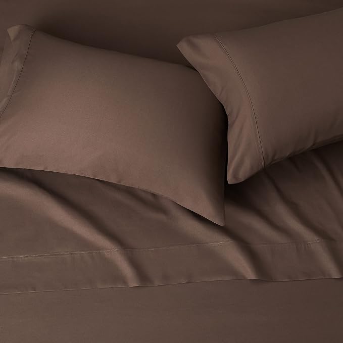 Amazon Basics Breathable Ultra-Soft Microfiber 4 Piece Bed Sheet Set with 14-Inch Deep Pockets, Machine Washable, Wrinkle Resistant, King, Chocolate, Solid