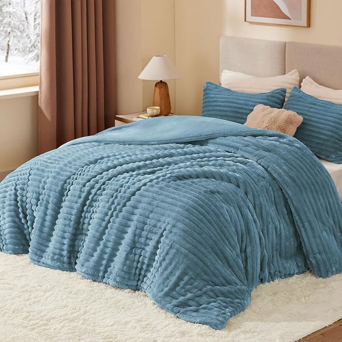 BEDELITE Fleece Queen Comforter Set, Fluffy Bed Set, Blue Fog | Super Soft & Warm Bedding, Luxury Fuzzy Faux Fur Comforter for Winter, Heavy Plush Bedding, with 2 Pillowcases