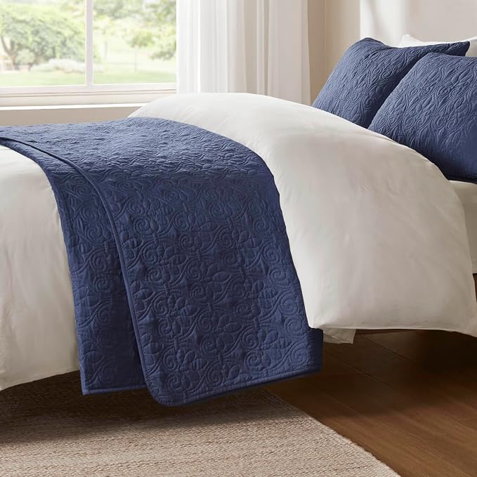 Madison Park Luxurious Cotton Damask Quilt Set, 2PC Twin/Twin XL Bed Set | All Season, Lightweight Stitching Coverlet Bedspread Bedding Stitching with Shams, Navy