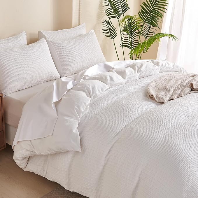 Comforter Set King Striped White - Luxury Soft Washed Microfiber Jacquard 3 Pieces Bedding Set for All-Season with 2 Pillowcases, Breathable Durable Comfy (White Striped)