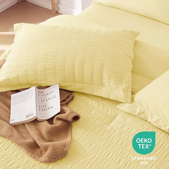 7 Pieces Oversized Queen Comforter Set, Seersucker Bed in a Bag Oversized Queen Size, All Season Luxury Bedding Set with Comforter, Flat Sheet, Fitted Sheet, Pillowcases & Shams, Yellow