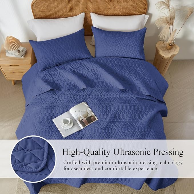 akkialla Twin Size Quilt Bedding Set,Navy Blue Lightweight Microfiber Soft Bedspreads,Modern Style Geoetric Pattern Coverlet Set for All Seasons,2 Piece(1 Quilt,1Pillow Sham)