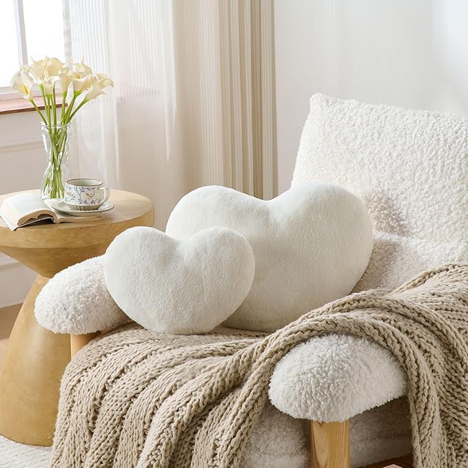 2PCS Throw Pillows Cute Room Decor Heart Pillow Home Decor Decorative Couch Pillows Bed Pillows Outdoor Pillows Valentine Gifts,White 9"*13"
