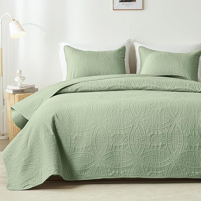 akkialla Quilts Queen Size,Sage Green Ultrasonic Full/Queen Quilt Set,Lightweight Soft Bedspread Coverlet,Modern Style Coin Pattern Bed Cover for All Seasons,3 Piece(1 Quilt,2 Pillow Shams)