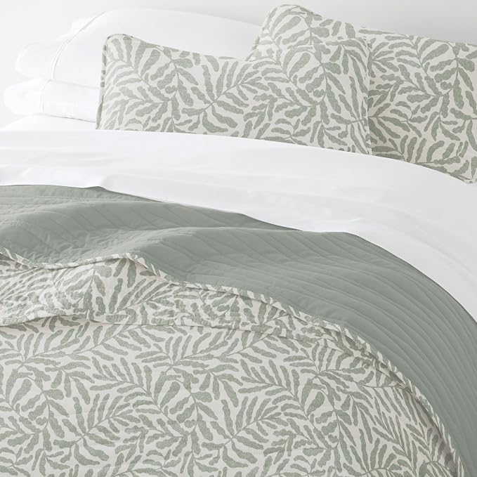 Merit Linens 3 Piece Quilt Set - Super Soft - Lightweight - All Season Quilted Coverlet - Floral Patterns - Full/Queen Eucalyptus