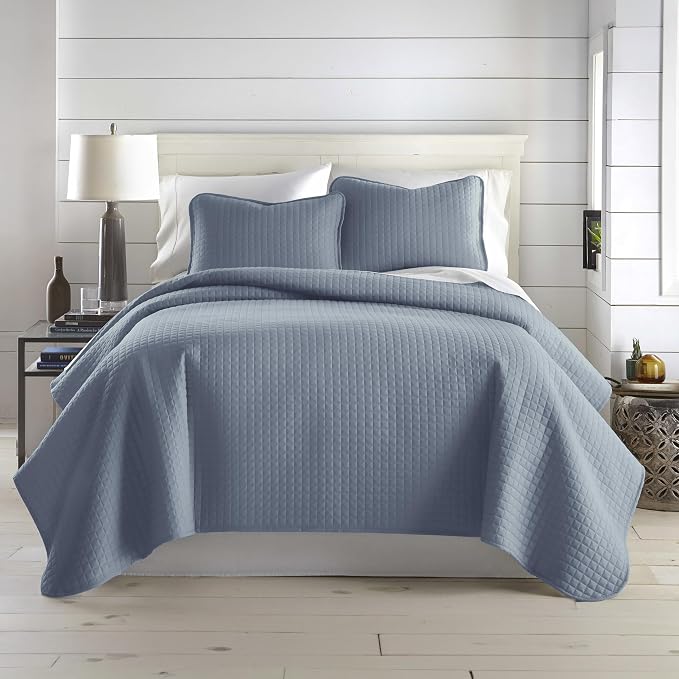 Southshore Fine Living, Inc. Oversized King Quilt Set, Blue Bedspread King California with 2 Matching Pillow Shams, Microfiber Coverlet Set, Oversized King Size Bedspread, Slate Blue Quilt