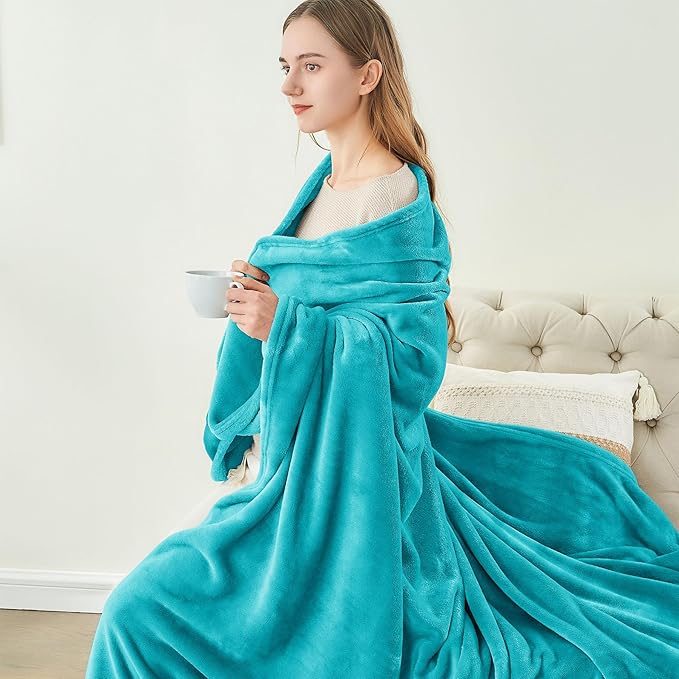 BEDELITE Fleece Blanket Soft Plush Queen Size Bed Blanket Peacock 90"x90" | Ultra Soft Fleece, Plush Microfiber, Lightweight Warmth, All Season Comfort, Fade Resistant, Machine Washable,Perfect for Bed