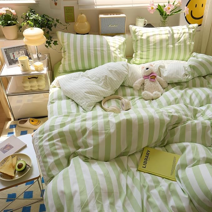 LifeTB Green Striped Comforter Set Queen, 3 Piece Aesthetic Stripes Pattern Printed Comforter with 2 Pilliwcases, Soft Breathable Farmhouse Striped Bedding Comforter Lightweight Queen Comforter Set
