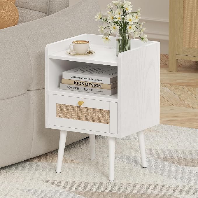 MECHYIN Night Stand Set 2, Nightstands Set of 2 with Charging Station, Rattan Side Tables with Solid Wood Legs, Boho Bedside End Table for Apartment Bedroom Dorm Small Space