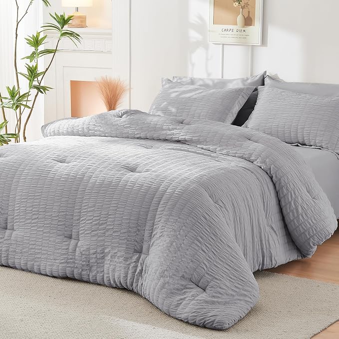 HYMOKEGE Light Grey King Size Comforter Set Seersucker 7 Pieces, All Season Luxury Bed in a Bag for Bedroom, Bedding Set with Comforters, Sheets, Pillowcases & Shams