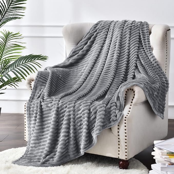 BEDELITE 3D Ribbed Jacquard Grey Fleece Throw Blanket for Couch, 50x60 Inch | Soft Warm Decorative Fluffy Blanket, Cozy Plush Lightweight Fuzzy Throw Blanket for Bed Sofa Home Room Decor, Gift for Women