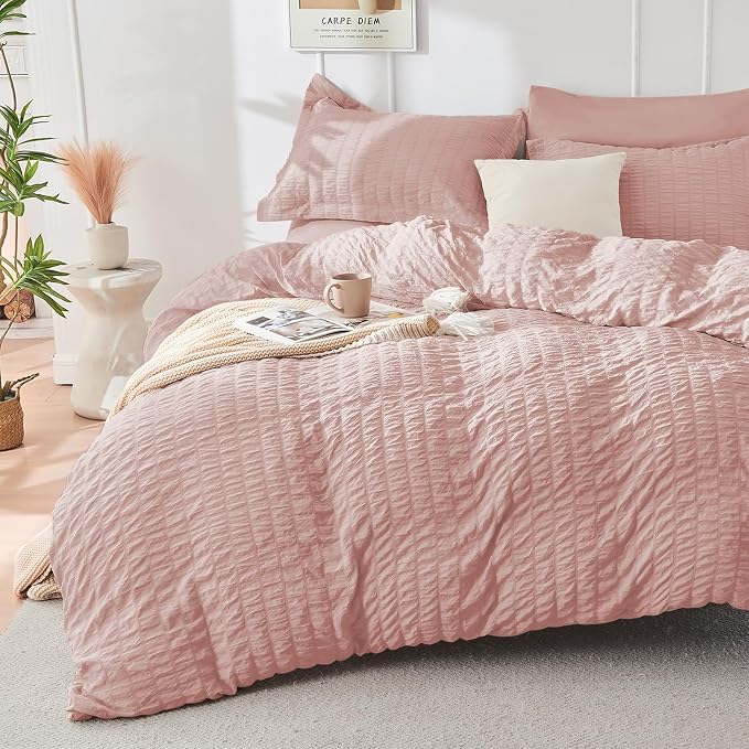 HYMOKEGE Rose Gold Oversized Queen Comforter Set Seersucker 7 Pieces, All Season Luxury Bed in a Bag for Bedroom, Bedding Set with Comforter, Sheets, Pillowcases & Shams