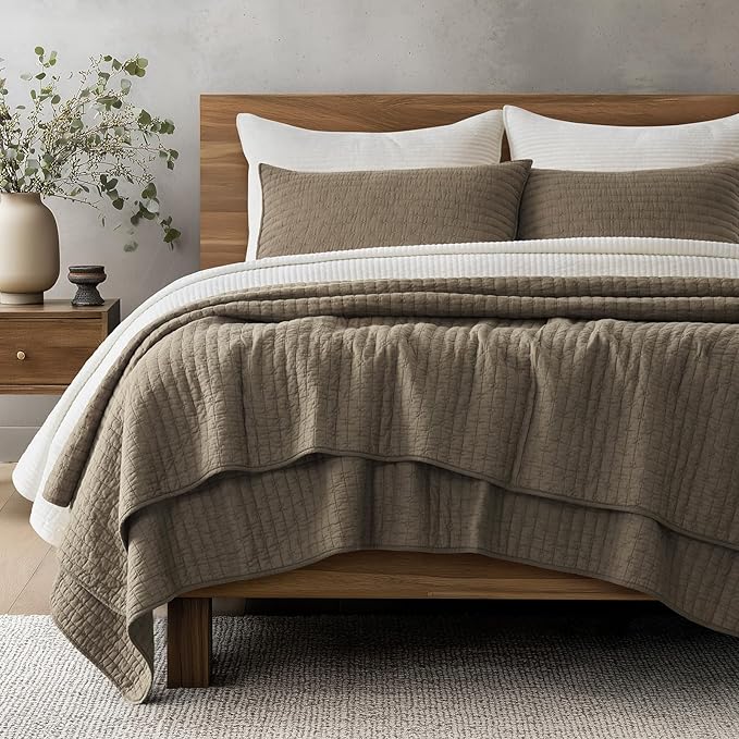Cross Stitch Pre-Washed Cotton Quilt Bedding Set Queen Size, Oversized 3 Pieces Lightweight Bedspread Coverlet for All Season, with 2 Matching Shams, Mocha Brown Updated, 92"x96"