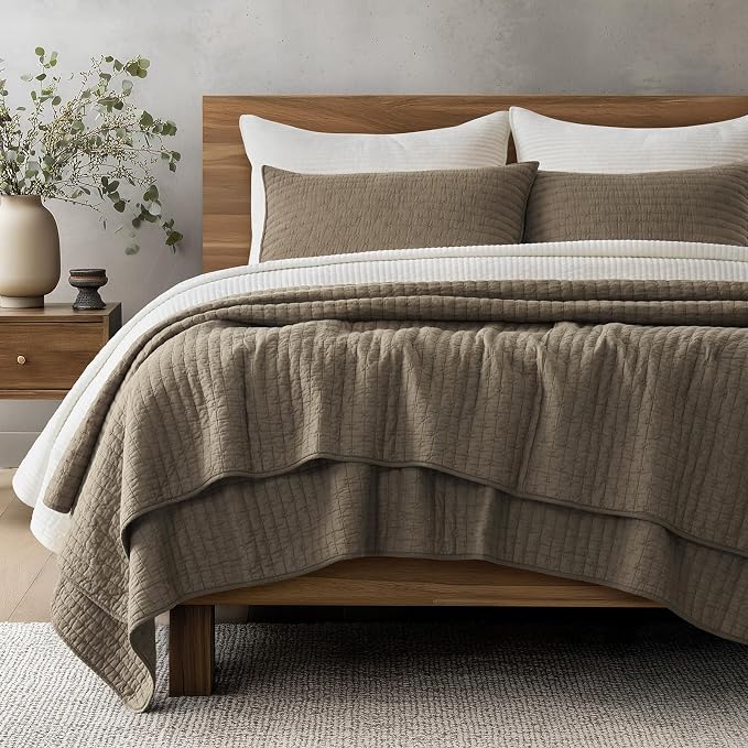 100% Cotton Cross Stitch 3-Piece Quilt Set, Queen, Mocha Brown | Cross Stitch Cotton Quilt, Pre-Washed Bedding Set, Oversized Lightweight Bedspread Coverlet, for All Season, with 2 Shams