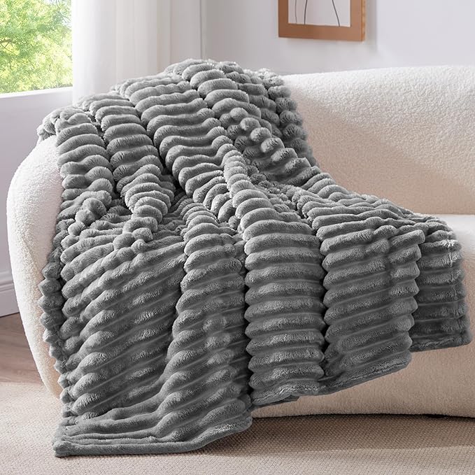 BEDELITE Striped Fleece Throw Blanket, Crey, 50"x60" | 300GSM Microfiber Fleece, Soft Cozy, Lightweight Warm, Machine Washable, Room Decor, Gifts for Women Girls, for Couch Sofa