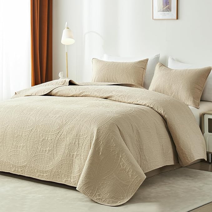 akkialla King Quilt Bedding Set,Beige Ultrasonic King/Cal King Quilt Set,Lightweight Soft Bedspread Coverlet,Modern Style Coin Pattern Bed Cover for All Seasons,3 Piece(1 Quilt,2 Pillow Shams)
