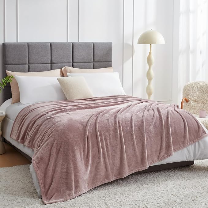 Hansleep King Pink Fleece Blanket, Soft Flannel Bed Blanket | Fuzzy Cozy Blanket 90x108 Inches, Multi-use for Bed, Sofa, Couch, Travel, Camping, All Season Warm Lightweight Cover