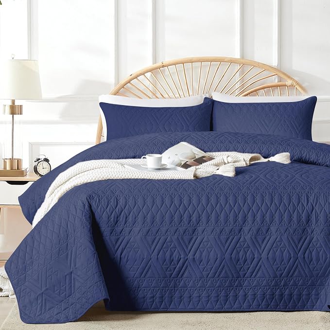 akkialla Full/Queen Size Quilt Bedding Set,Navy Blue Lightweight Microfiber Soft Bedspread,Modern Style Geoetric Pattern Coverlet Set for All Seasons,3 Piece(1 Quilt,2 Pillow Shams)