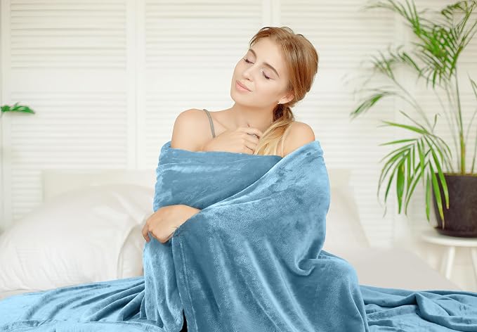 Utopia Bedding Soft Fleece Bed Blanket Twin Size Washed Blue (90x66 Inch) | Microfiber Plush Warm Lightweight Breathable Cozy Blanket Anti-Static, All Season Use, Gift for Women and Men