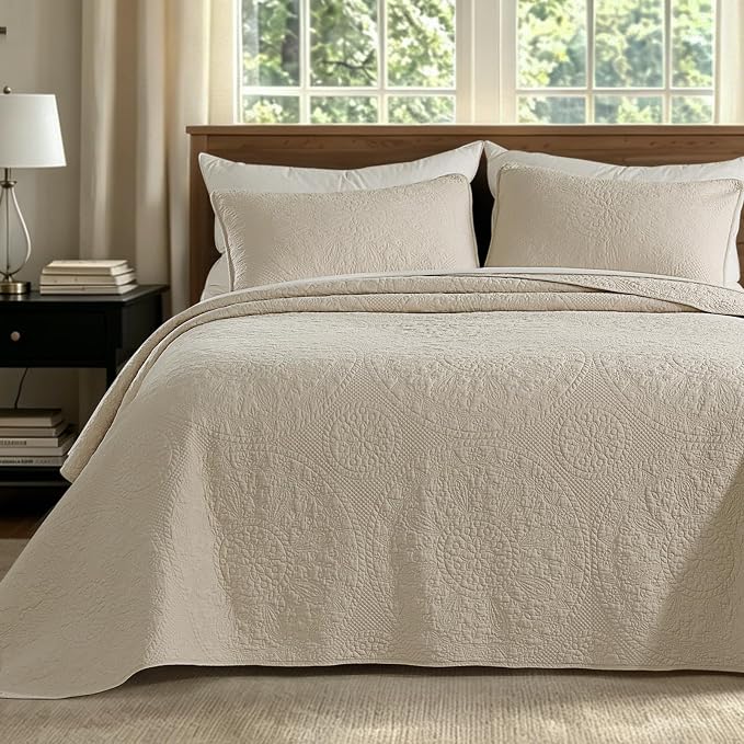 GOONE 100% Cotton Quilt King Size Bedding Quilt Sets 108x98 in, Light Beige | Stitched Medallion Pattern Lightweight Bedspread with 2 Pillow Shams, Shabby Chic Farmhouse Country Coverlet for All Season