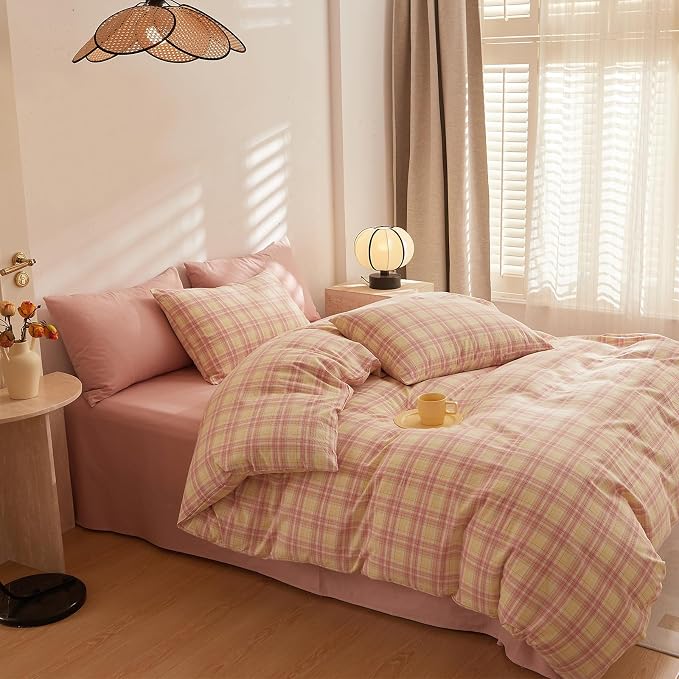 LifeTB Vintage Plaid Comforter Set King, 3 Piece Pink & Yellow Grid Gingham Bedding Comforter with 2 Pillowcases, Lightweight Soft Farmhouse Grid Bedding Aesthetic Plaid Checkered Comforter Set