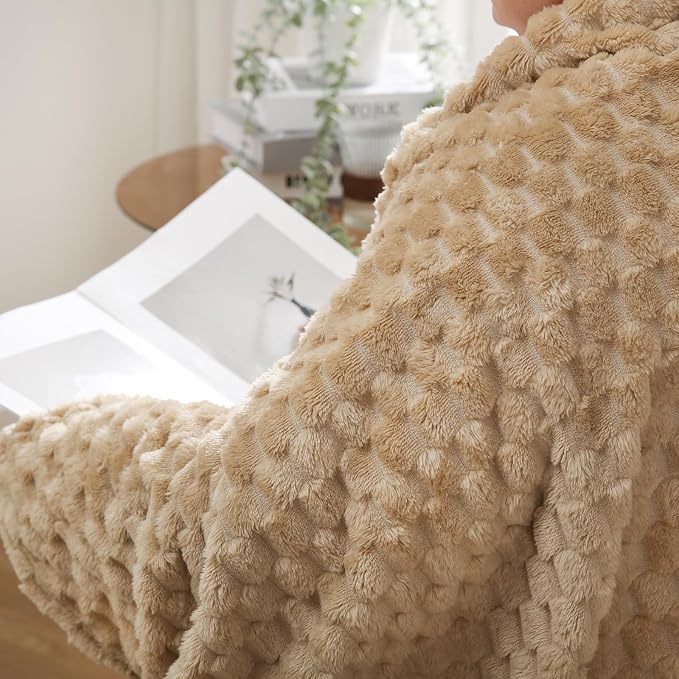 Puncuntex Beige Throw Blanket 108"×90" inches Fuzzy 3D Jacquard Decorative | Flannel Fleece Super Soft Plush Cozy Blanket for Couch Sofa Chair Lightweight