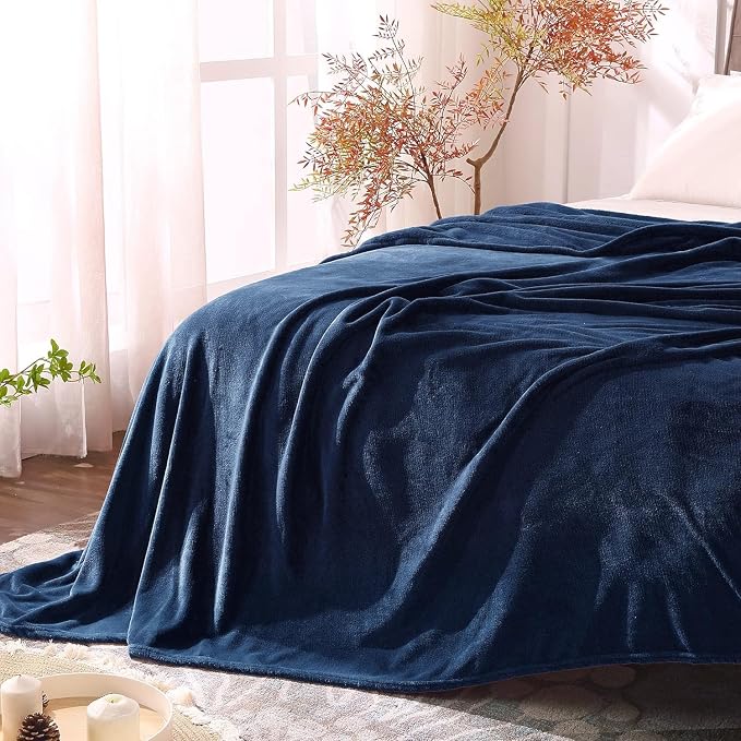 BEDELITE Fleece Blanket Soft Plush Throw for Couch Navy 50"x70" | Ultra Soft Fleece, Plush Microfiber, Lightweight Warmth, All Season Comfort, Fade Resistant, Machine Washable, Couch Sofa Bed