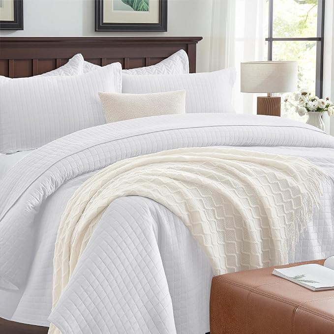 SunStyle Home Twin Quilt Set, Lightweight Bedding Summer Bedspreads,White | Soft Coverlet With 2 Pillow Shams,Morden Style Quilts for All Season, Suitable for Bed,Couch,Bedroom,Guest Room,68"X86"