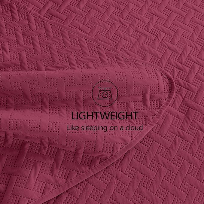 FLYMME Twin Quilt Set,Lightweight Burgundy Bedspreads,Basket Weave Pattern,Ultra Soft Microfiber Bedspread Bed Coverlet 2 Pieces for All-Seasons (1 Quilt,1 Shams)