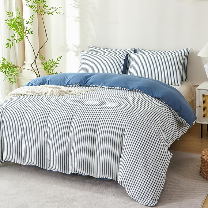 Striped Comforter Set Queen Denim Blue Soft Luxury Washed Microfiber Jacquard 3 Pieces Bedding Set, White Denim Blue Vertical Ticking Stripes Comforter with 2 Pillowcases Breathable Durable Comfy