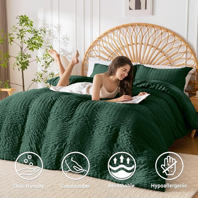 HYMOKEGE Emerald Green Duvet Cover Full Size, Ultra Soft 3-Piece Seersucker Duvet Cover Set with Zipper Closure, Soft Brushed Microfiber Bedding Set with 8 Corner Ties (80"x90", 2 Pillowshams)