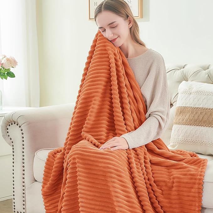 BEDELITE Ribbed Burt Orange Fleece Twin Fall Throw Blanket for Couch, 60x80 | Soft Warm Fluffy Blanket for Bed Sofa College Dorm Room Fall Decor, Luxury Cozy Birthday Gifts for Women Girls, Lightweight