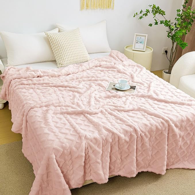 Aganear Fleece Throw Blanket for Couch Sofa 60"x80" Pink | Lightweight Fuzzy Throw,Warm Gift for Women,Christmas,Housewarming,Soft,Boho Design for Room Home Decor,All-Season Use